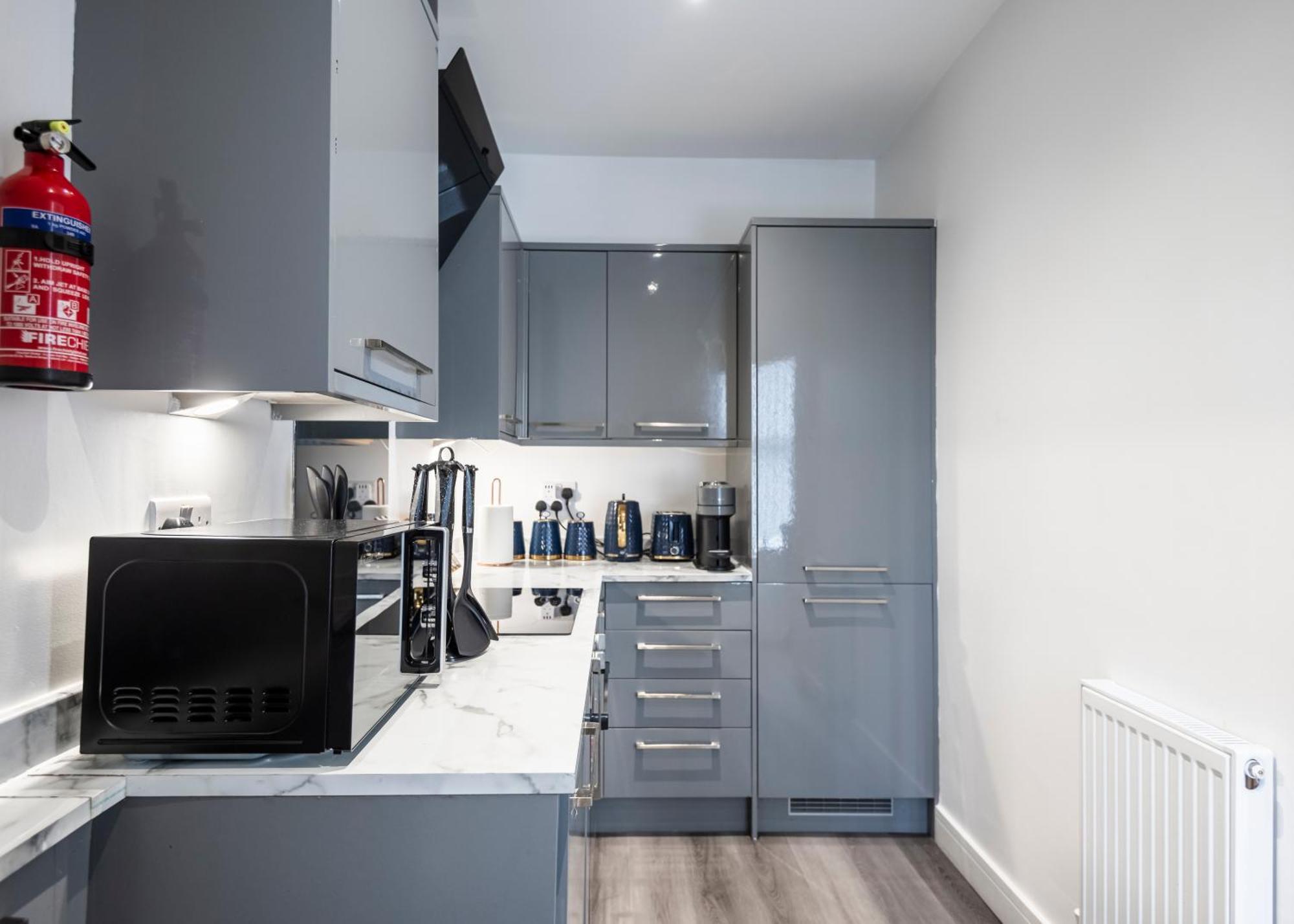 Appartamento Cozy Vibes Refined 2Br Flat Bury  Esterno foto